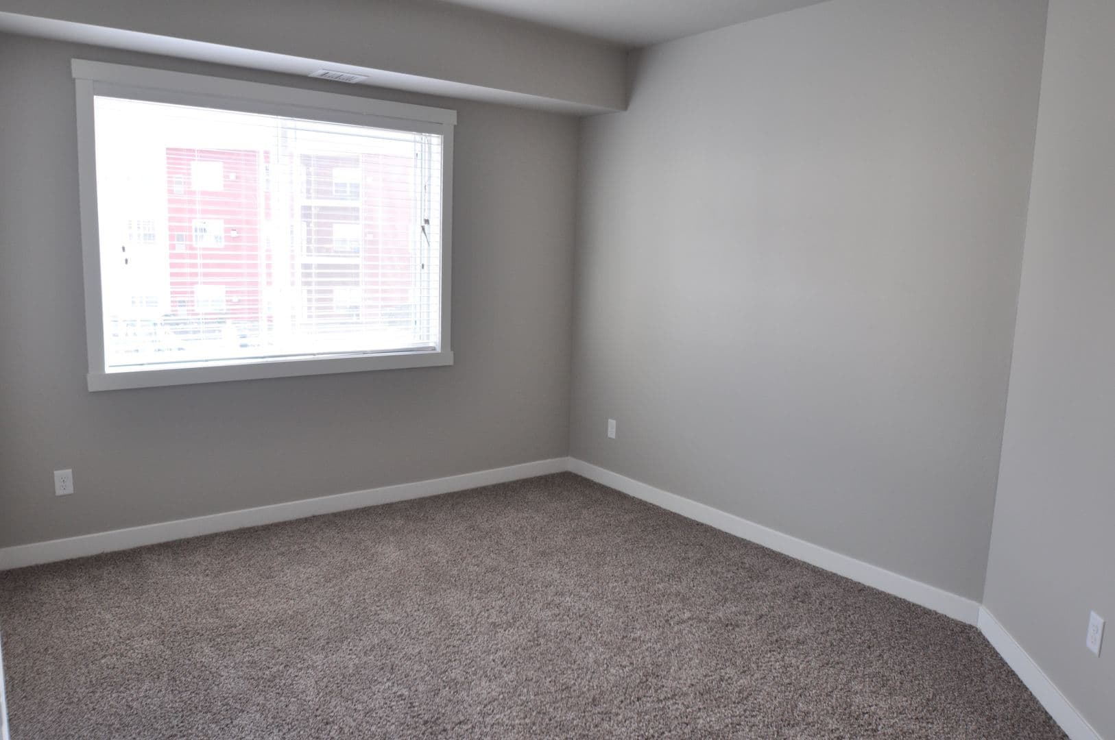 3 Bedroom - 2.5 Bathroom Apartment for Rent! 36 of 42