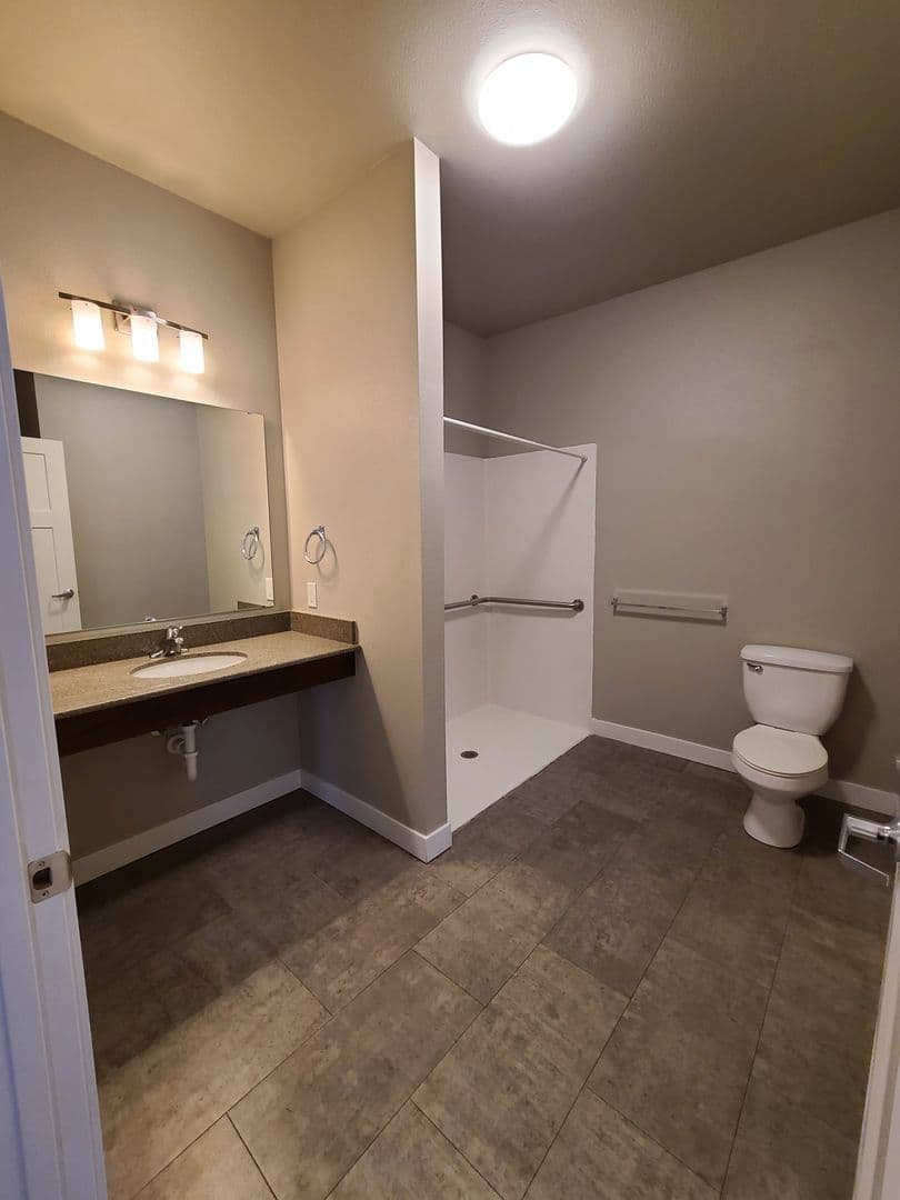 3 Bedroom - 2.5 Bathroom Apartment for Rent! 30 of 36