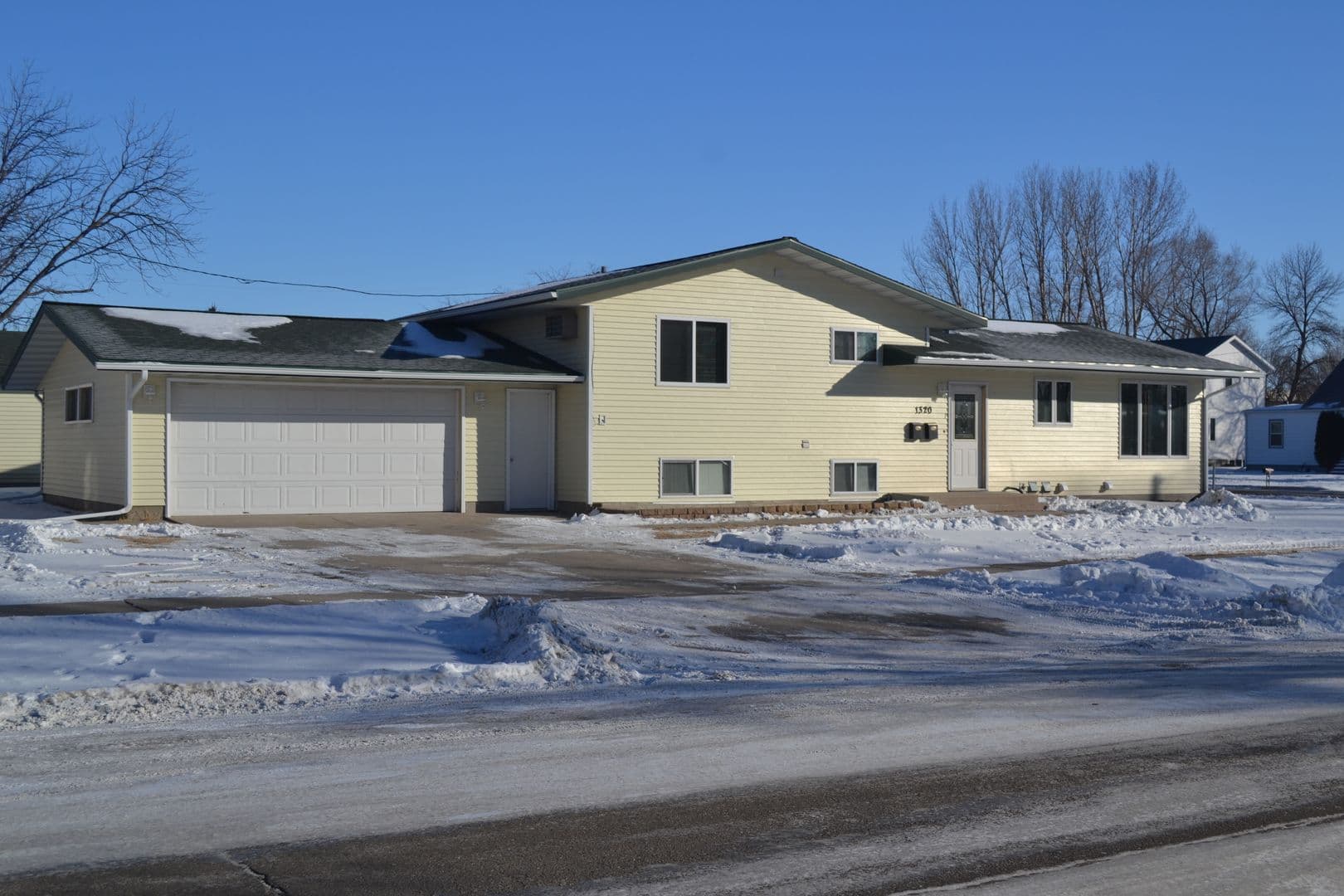 Property 1320 1 of 14