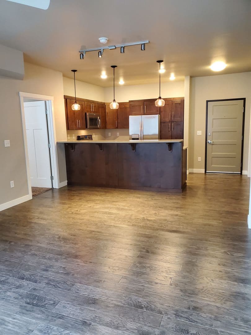 3 Bedroom - 2.5 Bathroom Apartment for Rent! 28 of 35