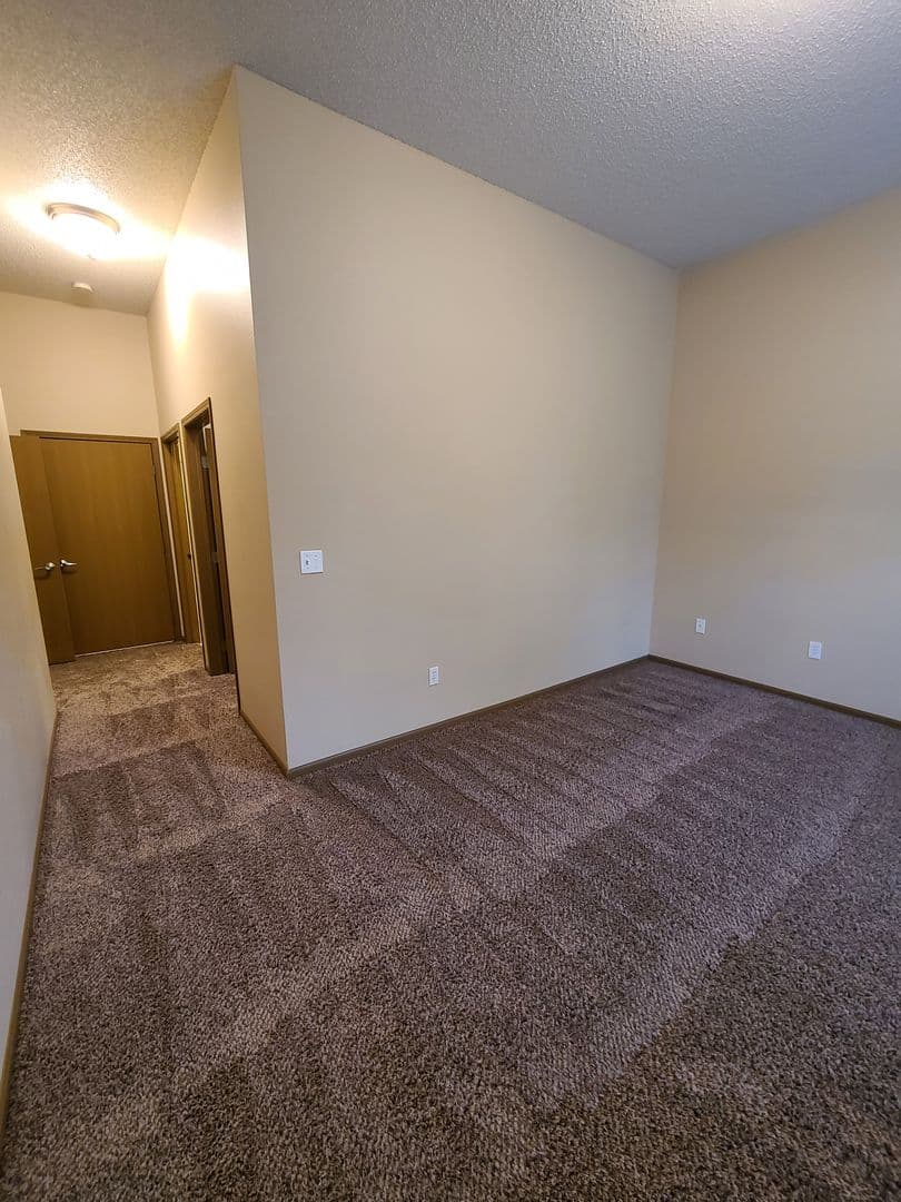2 Bedroom - 2 Bathroom Apartment for Rent! 27 of 33