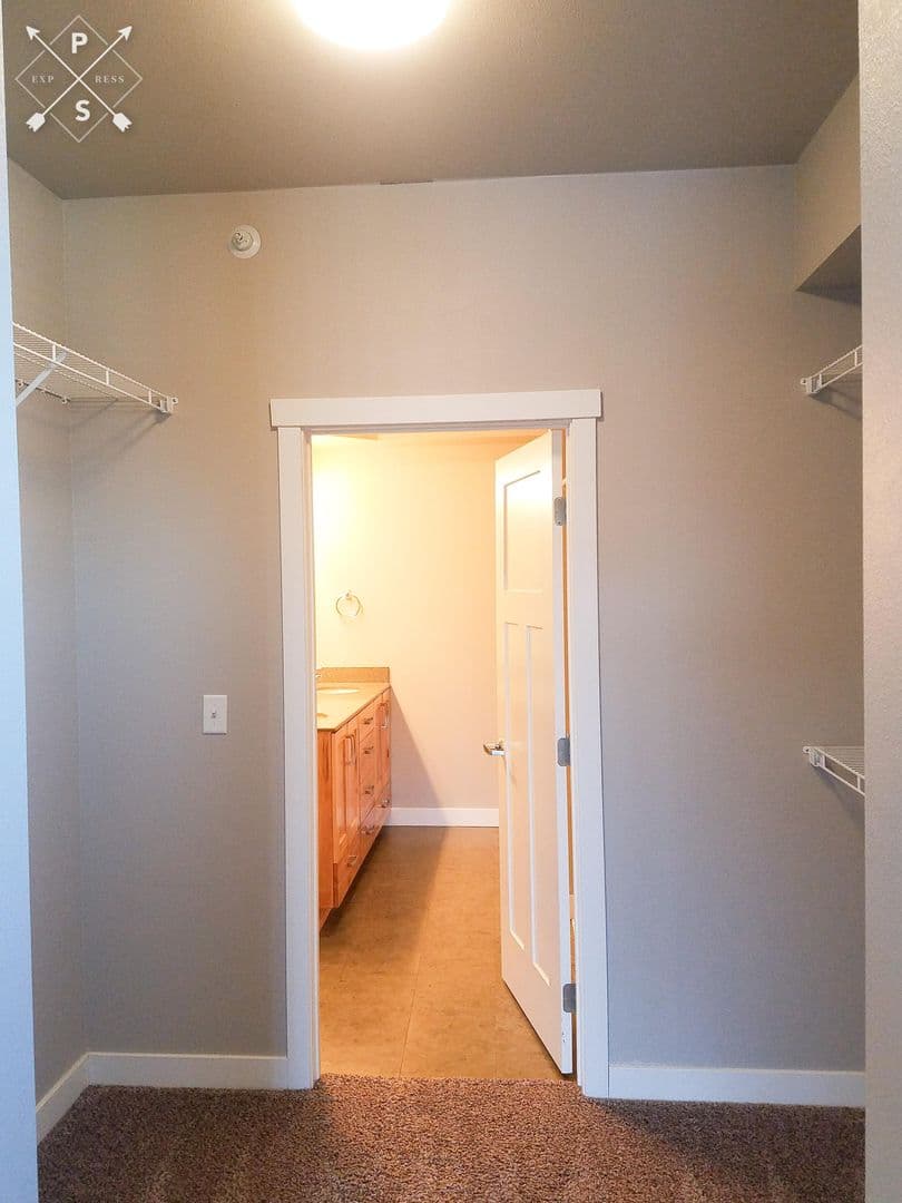 3 Bedroom - 2.5 Bathroom Apartment for Rent! 45 of 49