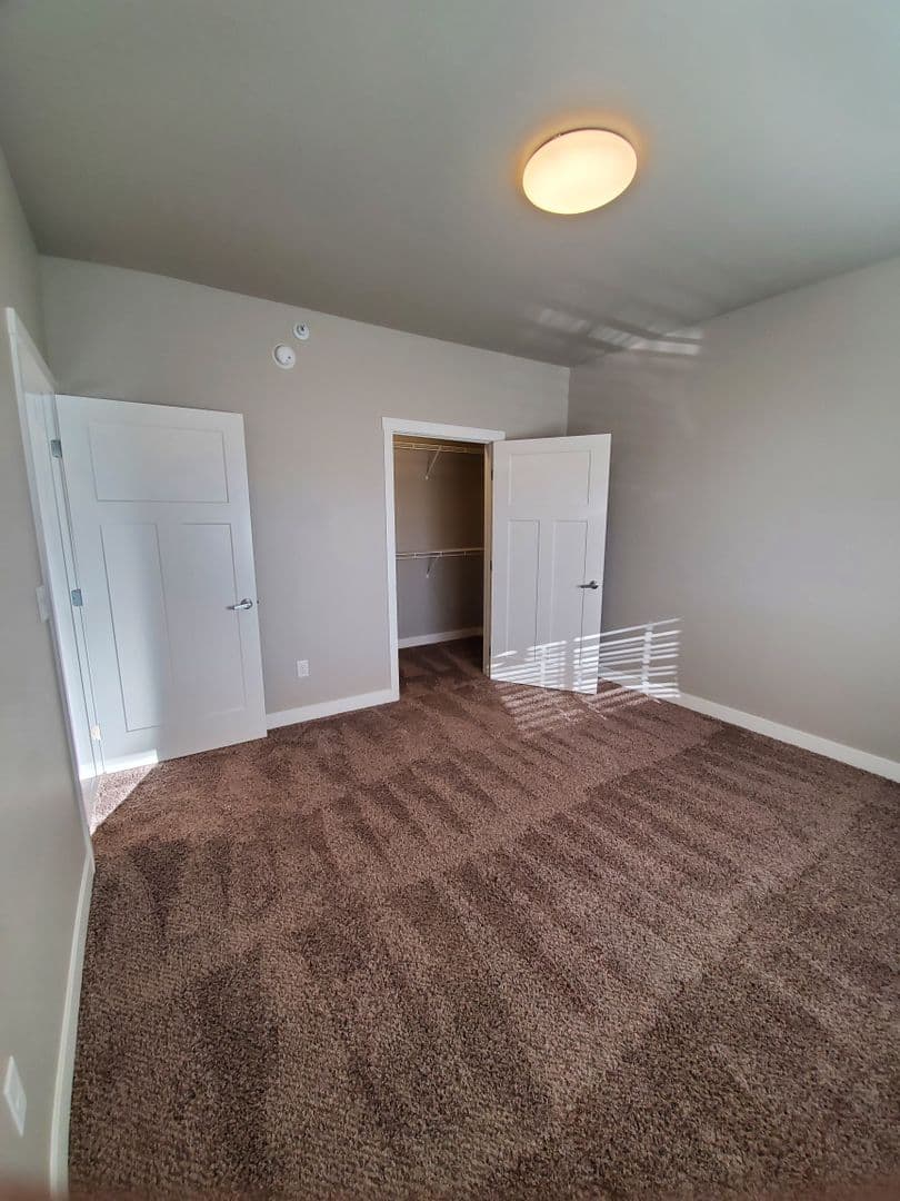 3 Bedroom - 2.5 Bathroom Apartment for Rent! 31 of 34