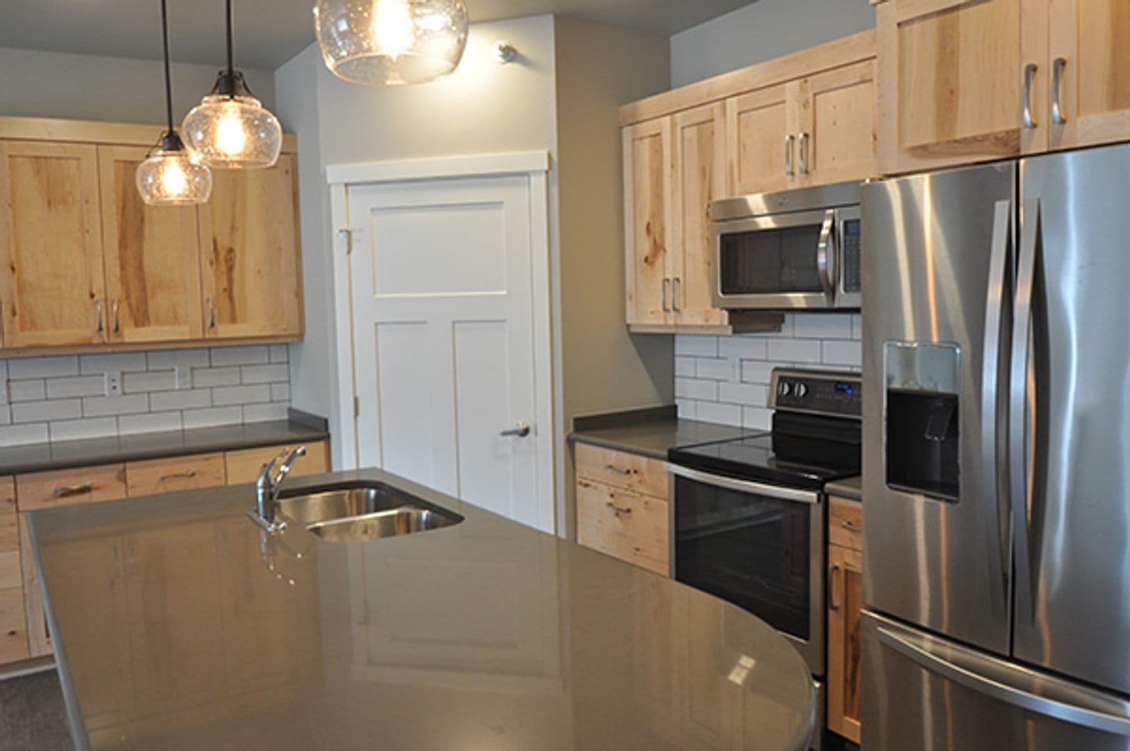 3 Bedroom - 2.5 Bathroom Apartment for Rent! 29 of 42