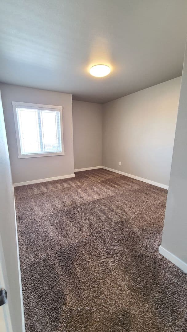 3 Bedroom - 2.5 Bathroom Apartment for Rent! 39 of 43