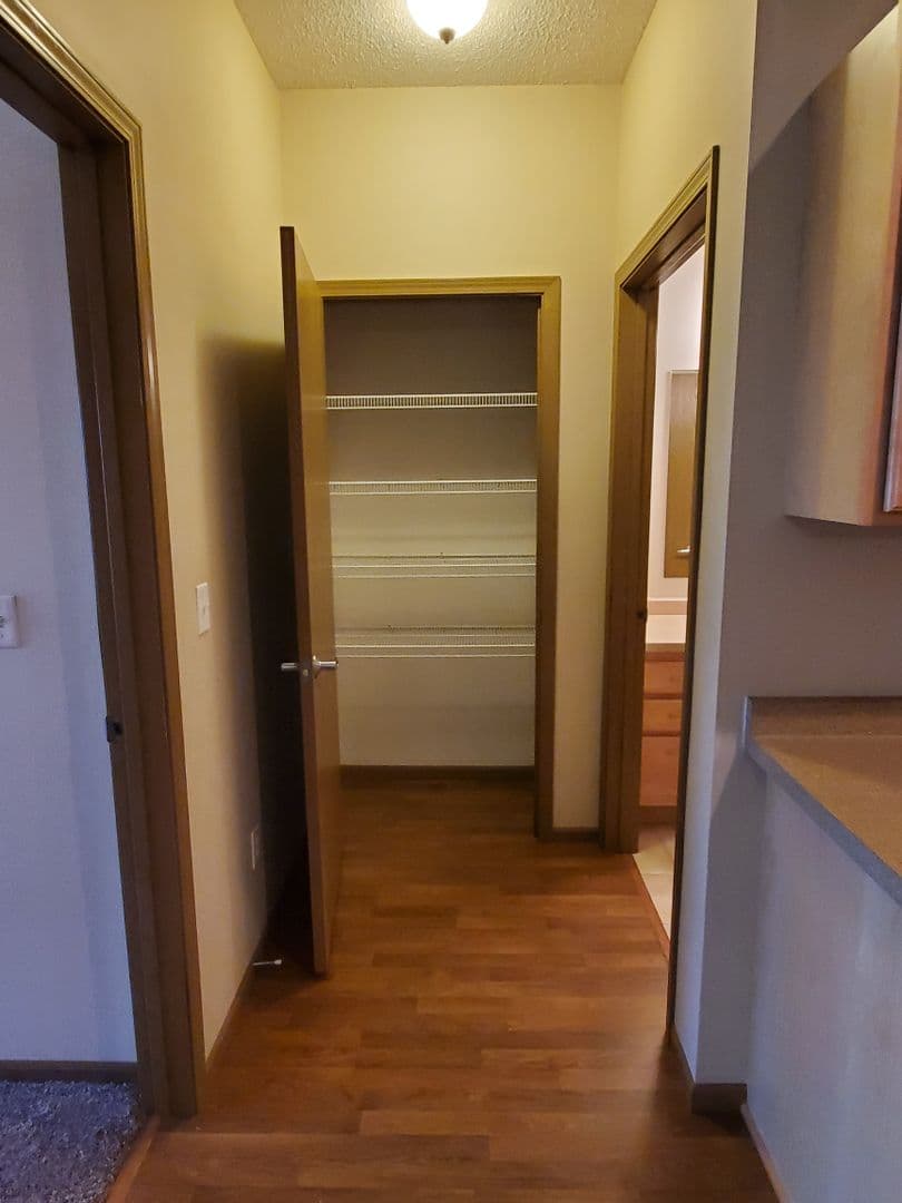 2 Bedroom - 2 Bathroom Apartment for Rent! 29 of 31