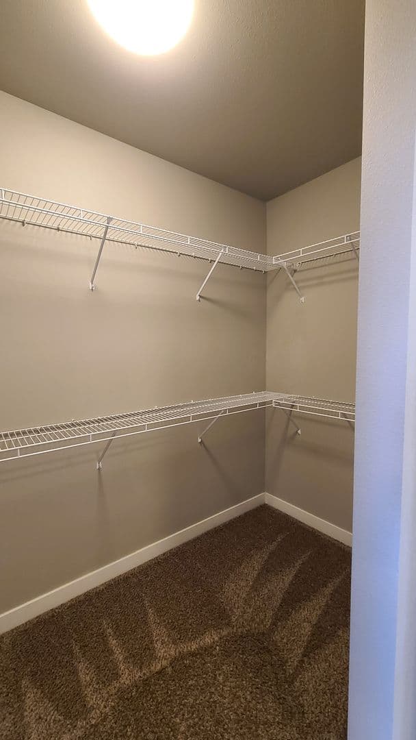 3 Bedroom - 2.5 Bathroom Apartment for Rent! 36 of 43
