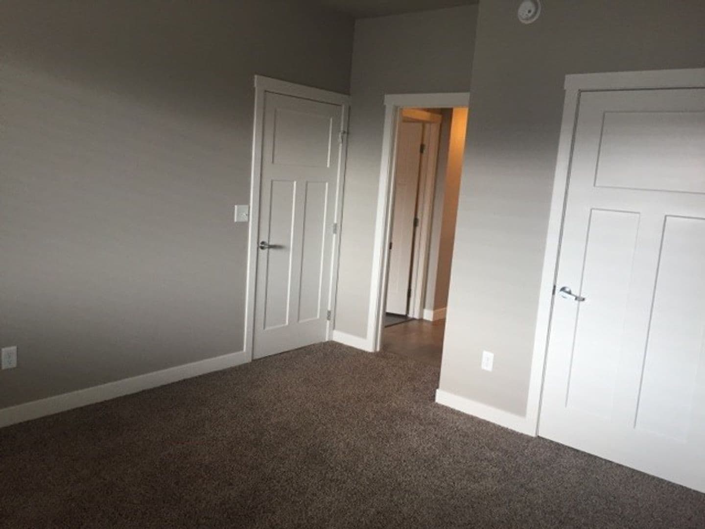 3 Bedroom - 2.5 Bathroom Apartment for Rent! 36 of 40