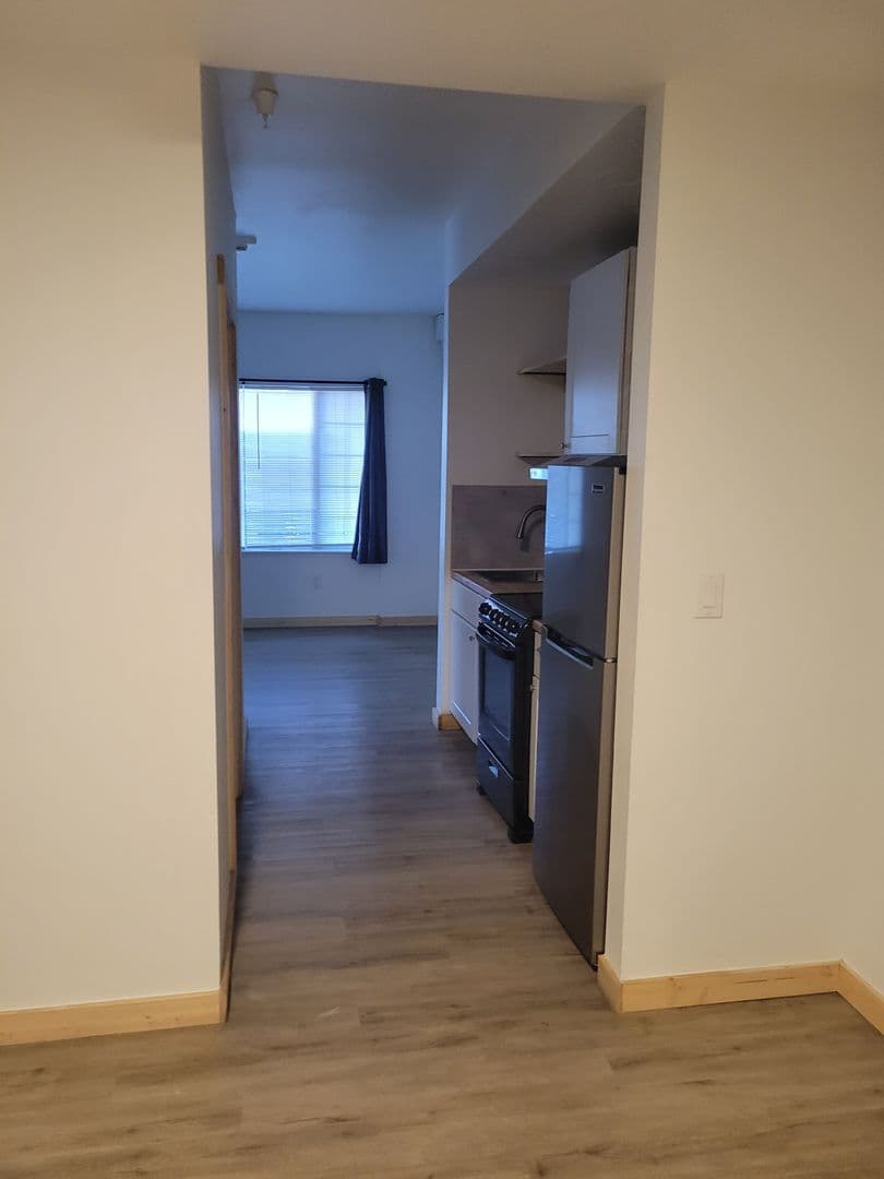 Ski Town Apartments 9 of 12
