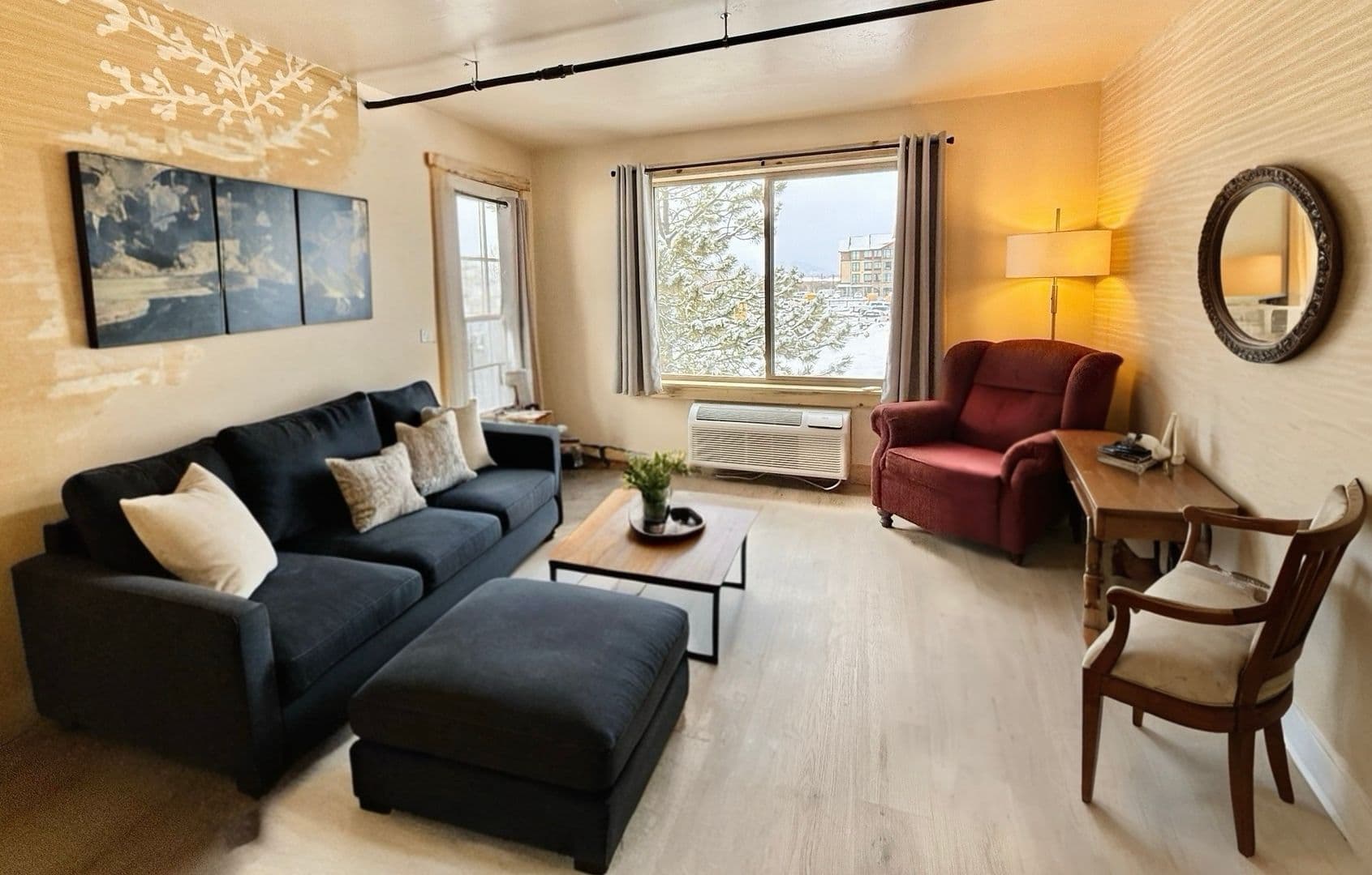 Storm Peak Apartments 1 of 3