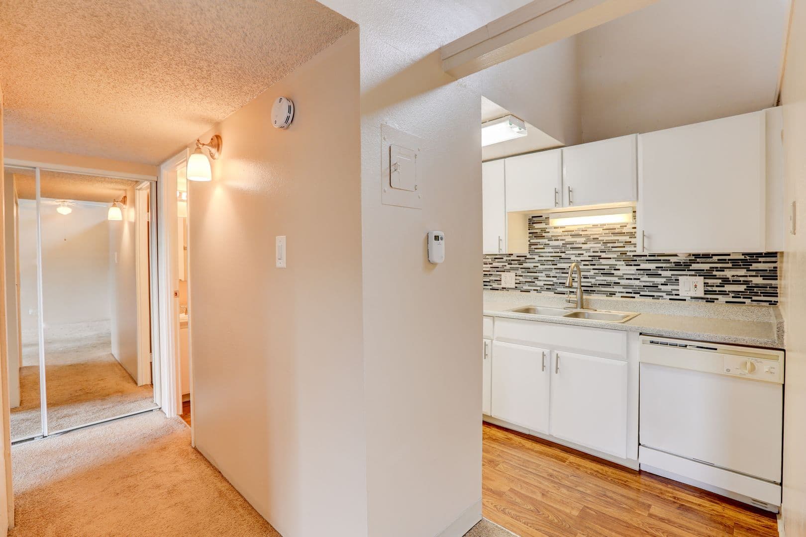 SVV - Summit View Village Apartments 3 of 8