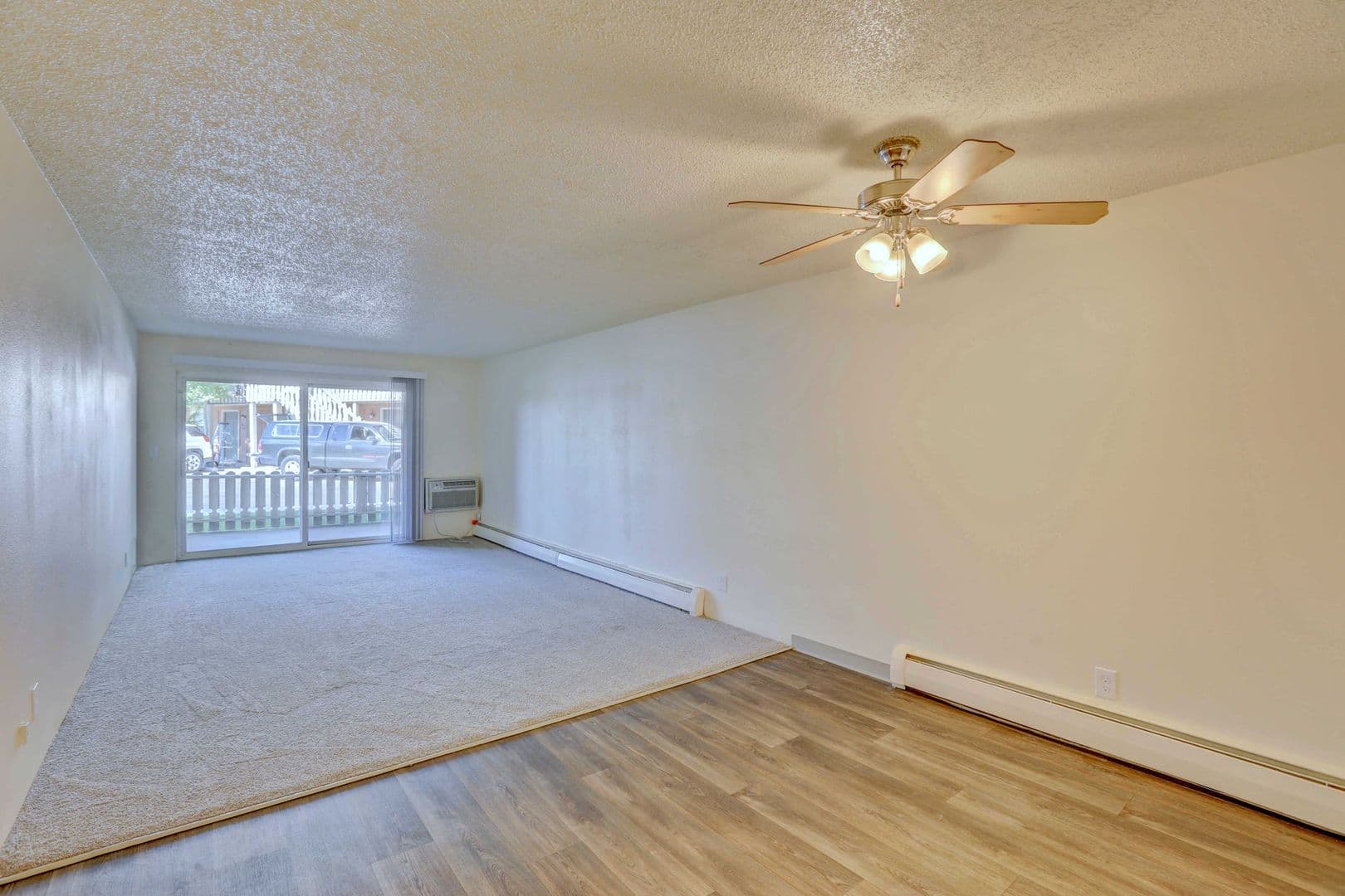 EA - Edelweiss Apartments 4 of 11