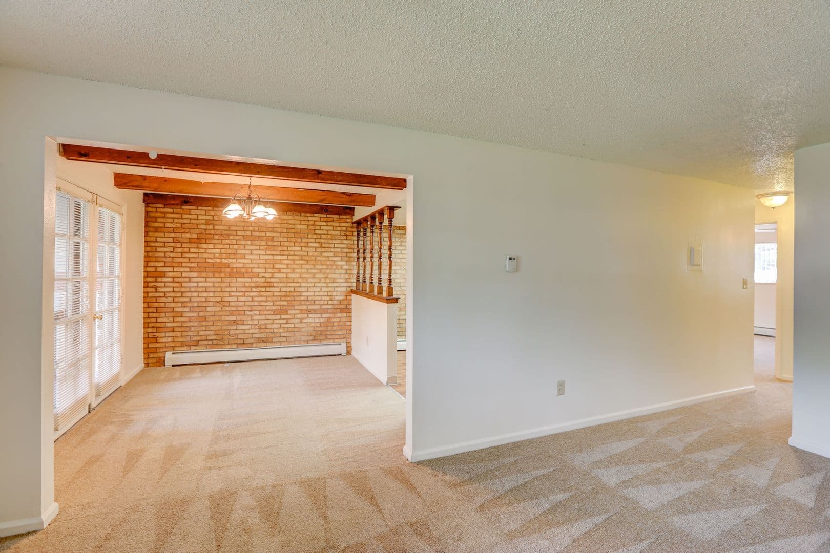 AC - Applewood Crest Townhomes &amp; Apartments 5 of 13