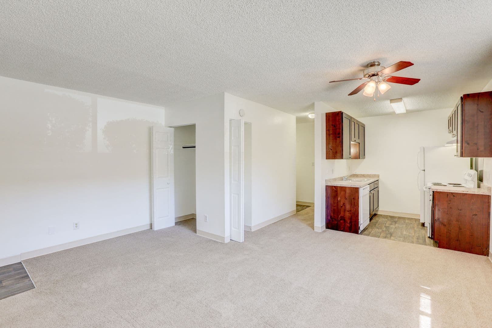 HV - Hampden Village Apartments 4 of 12