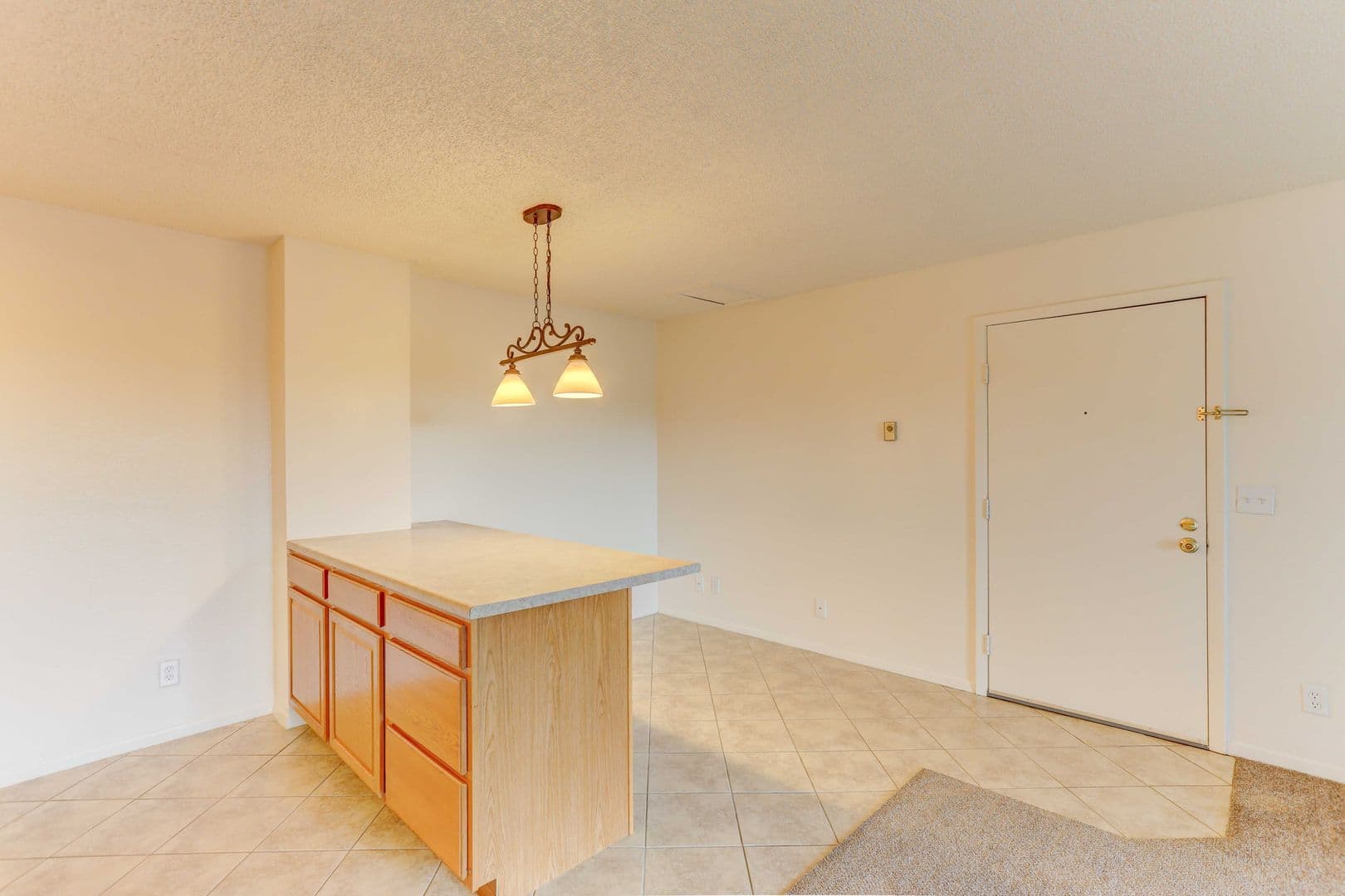 RR - Riva Ridge Apartments 7 of 12