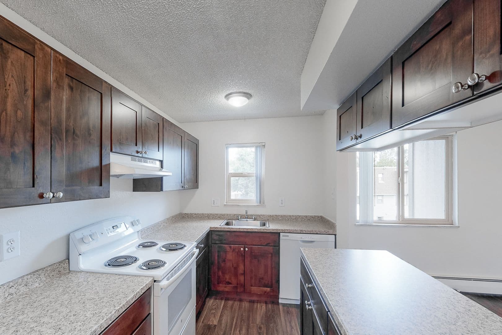 RPA - Ralston Park Apartments 1 of 8