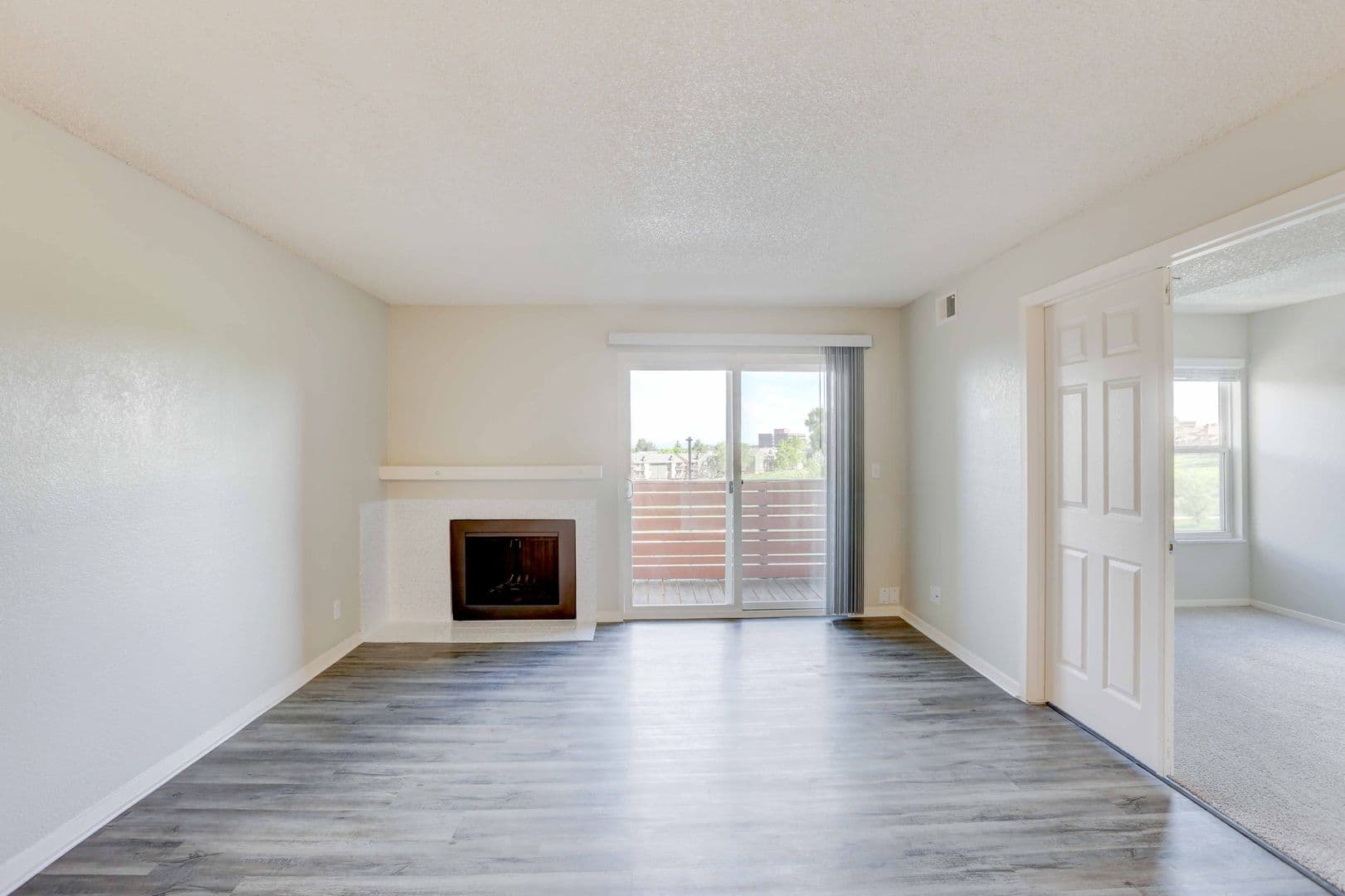 RR - Riva Ridge Apartments 5 of 18