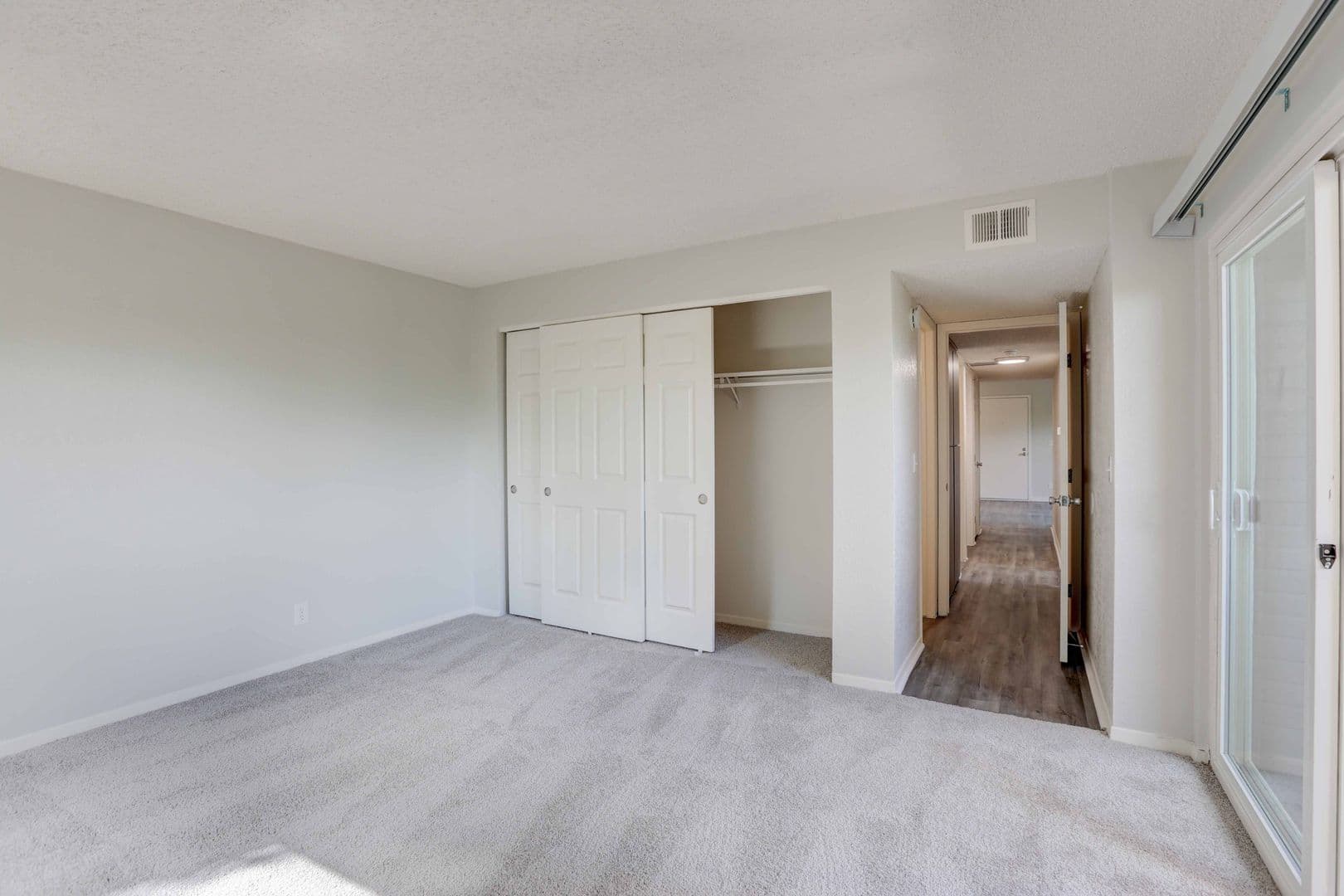RR - Riva Ridge Apartments 10 of 18