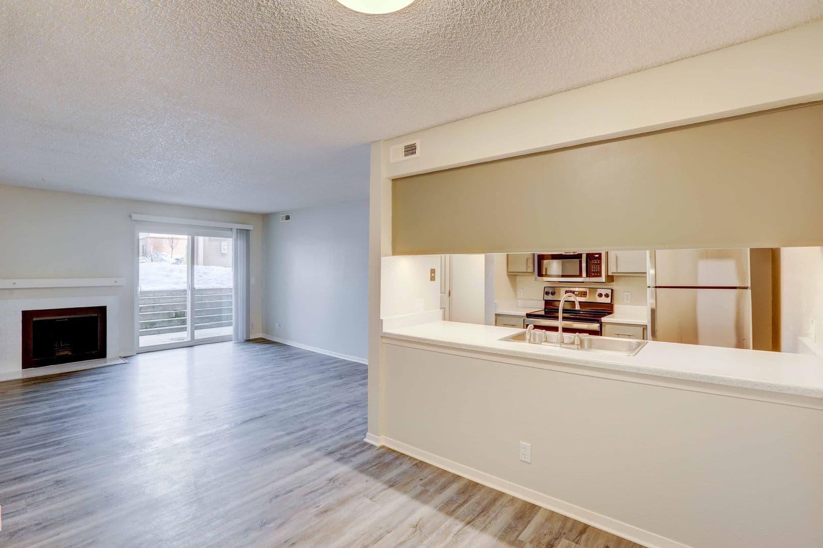 RR - Riva Ridge Apartments 3 of 10