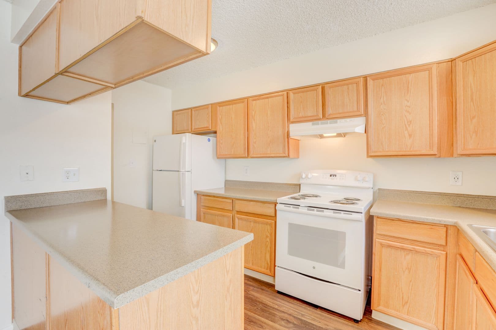 RPA - Ralston Park Apartments 1 of 11