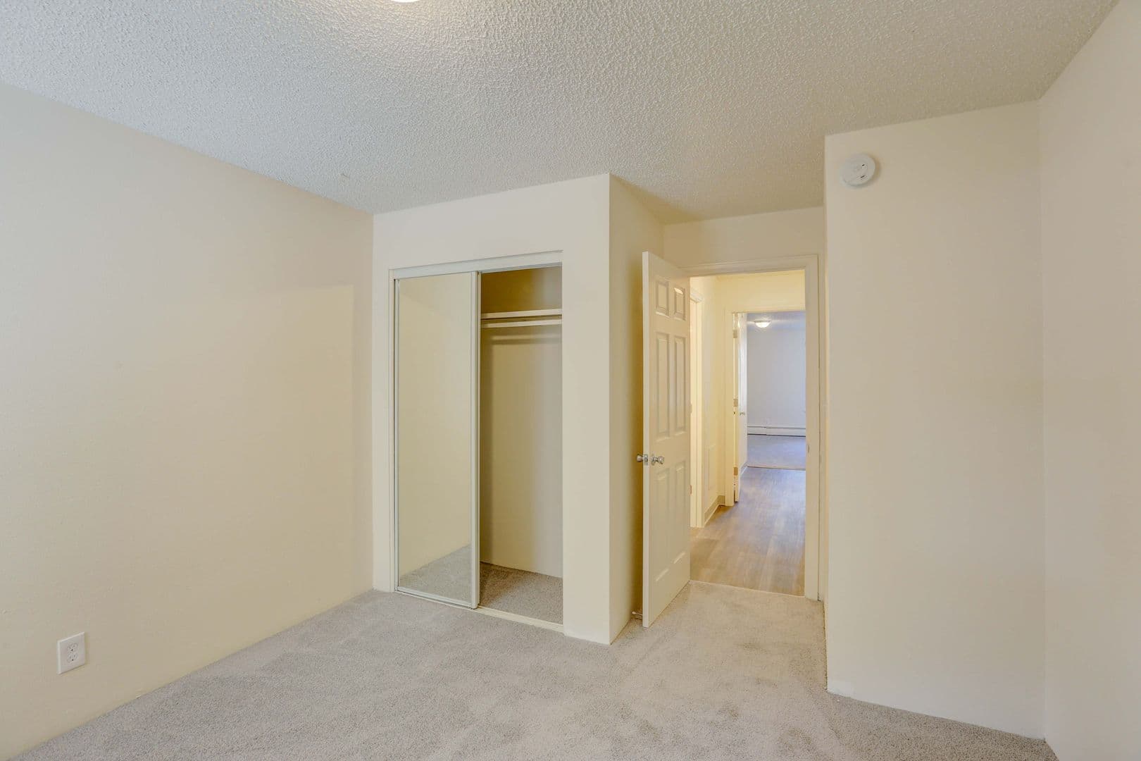EA - Edelweiss Apartments 5 of 11
