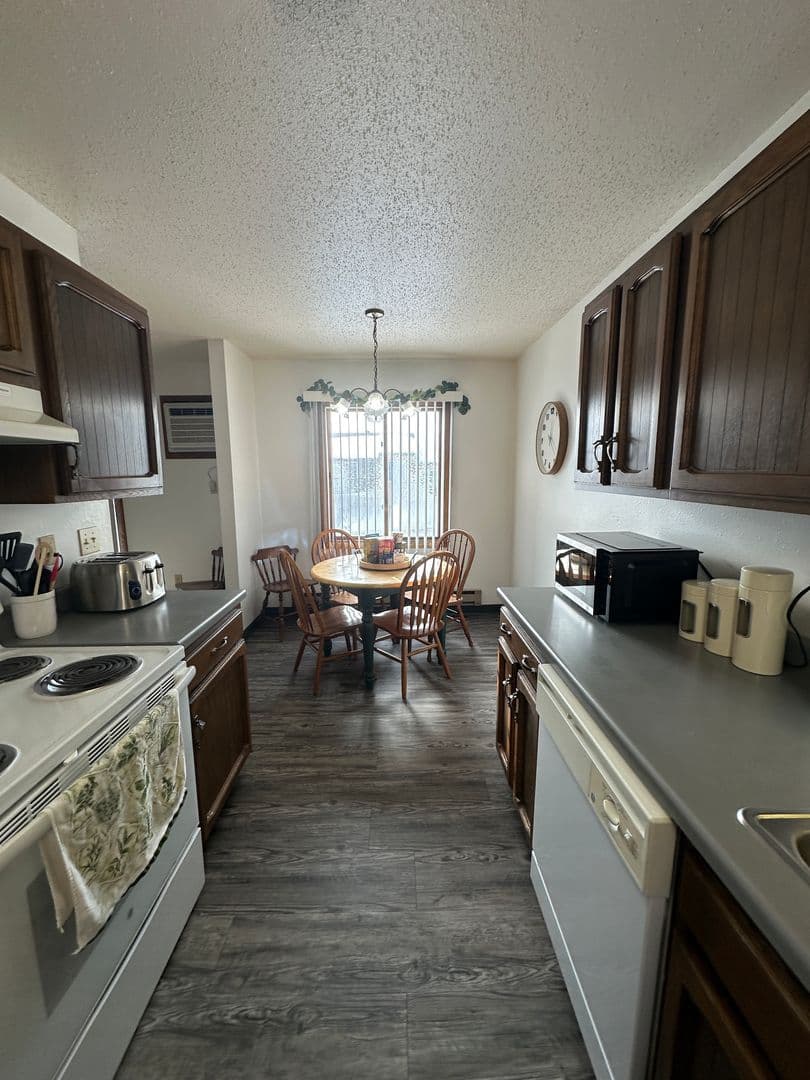 3015 20th Street S 3 of 25