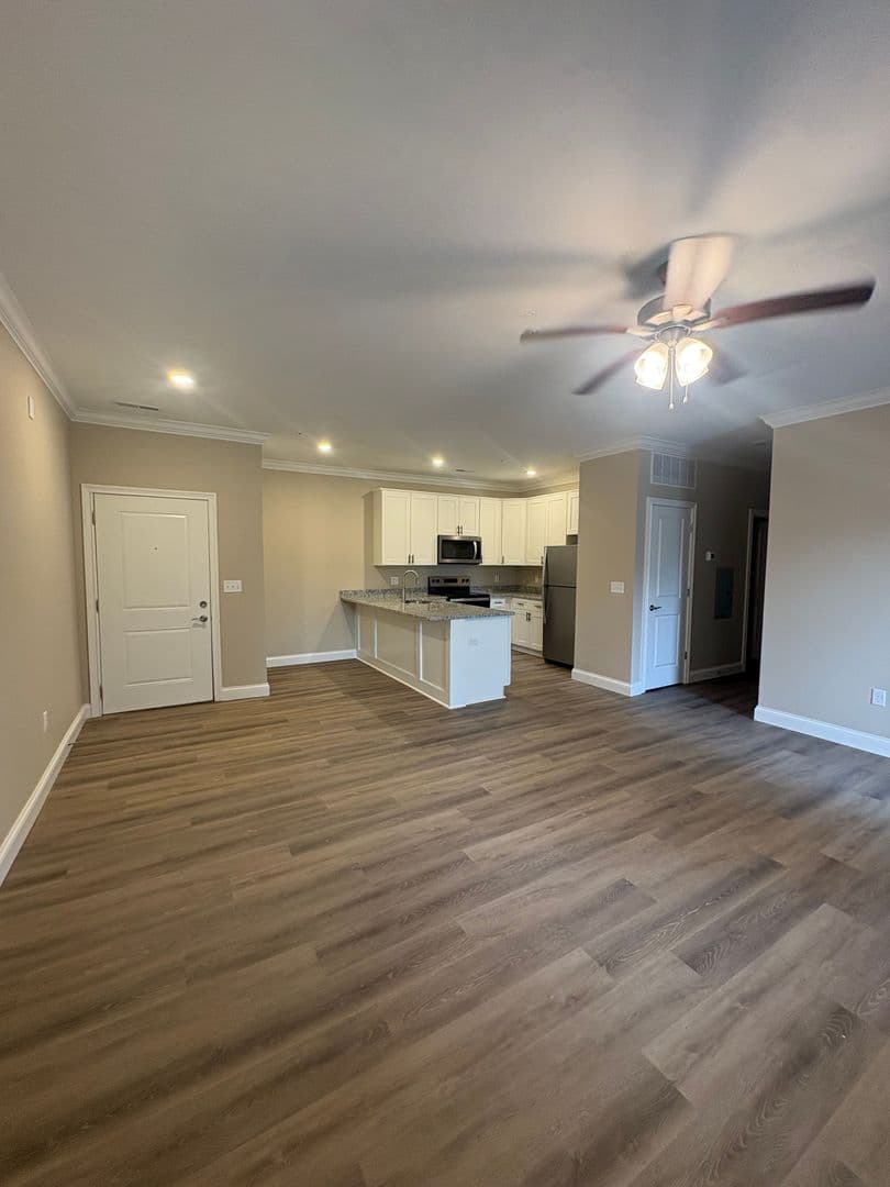 Walnut Creek Apartments 4 of 13
