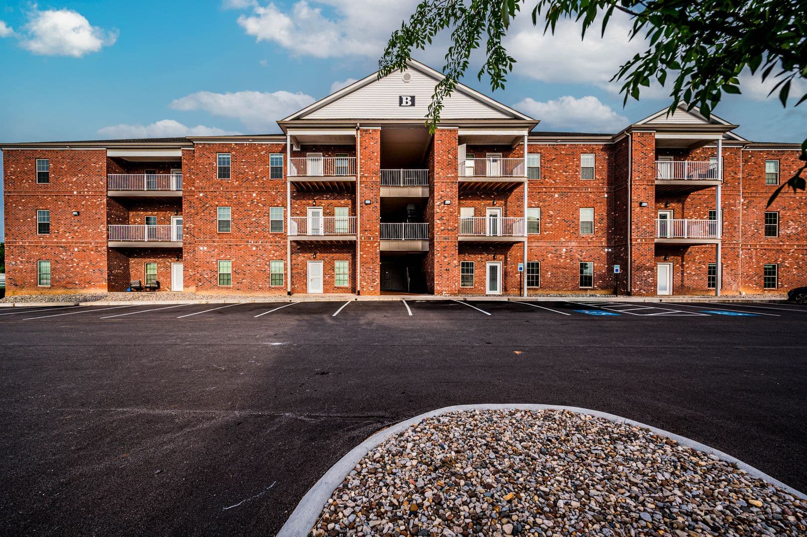 Walnut Creek Apartments 2 of 20