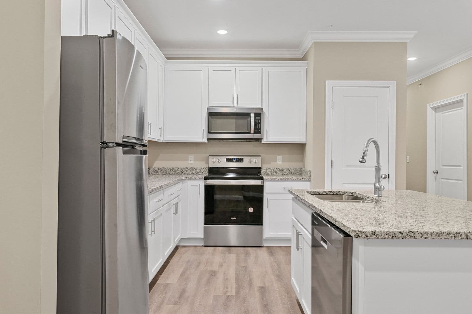 Walnut Creek Apartments 4 of 14