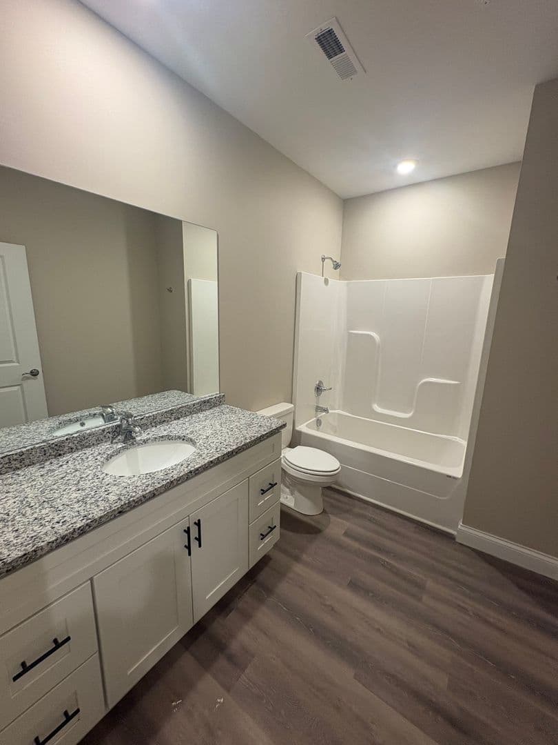 Walnut Creek Apartments 7 of 14
