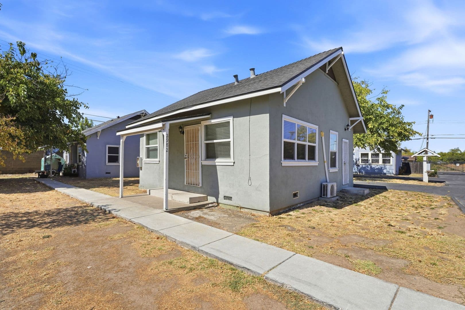 2982 26th Ave 3 of 36