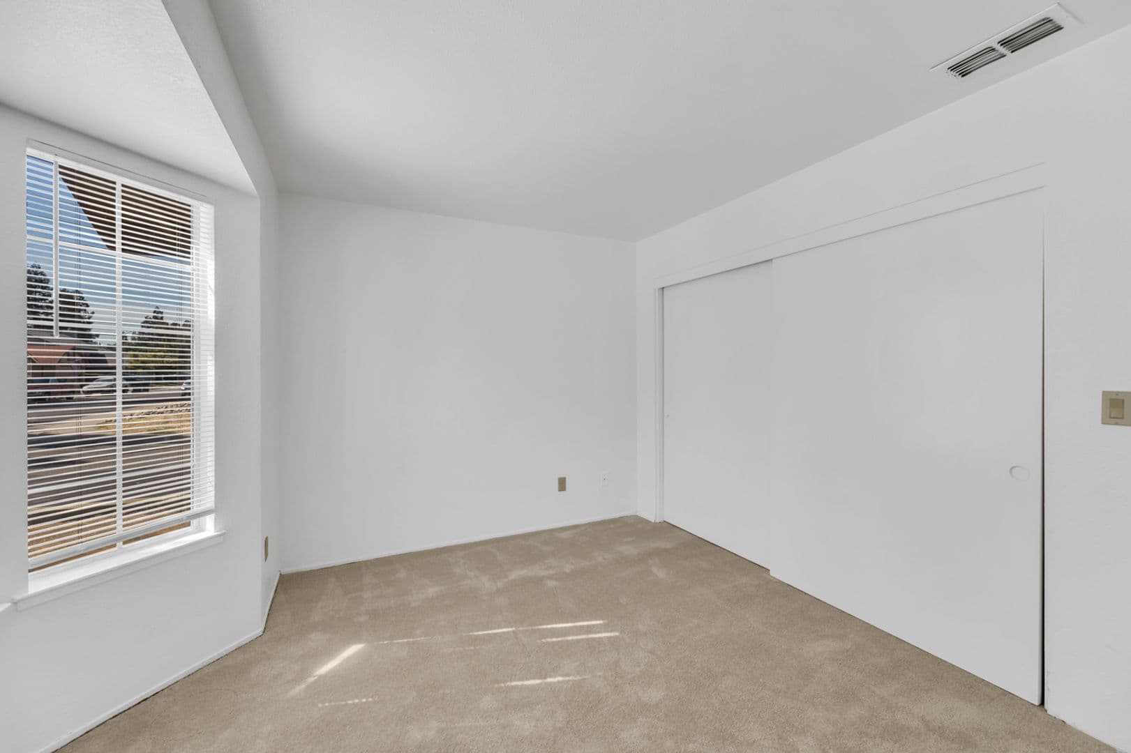 8327 Trimmer Way 22 of 38