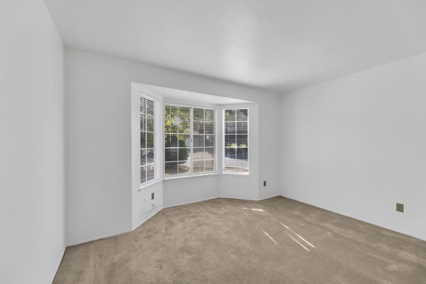 8327 Trimmer Way 23 of 38