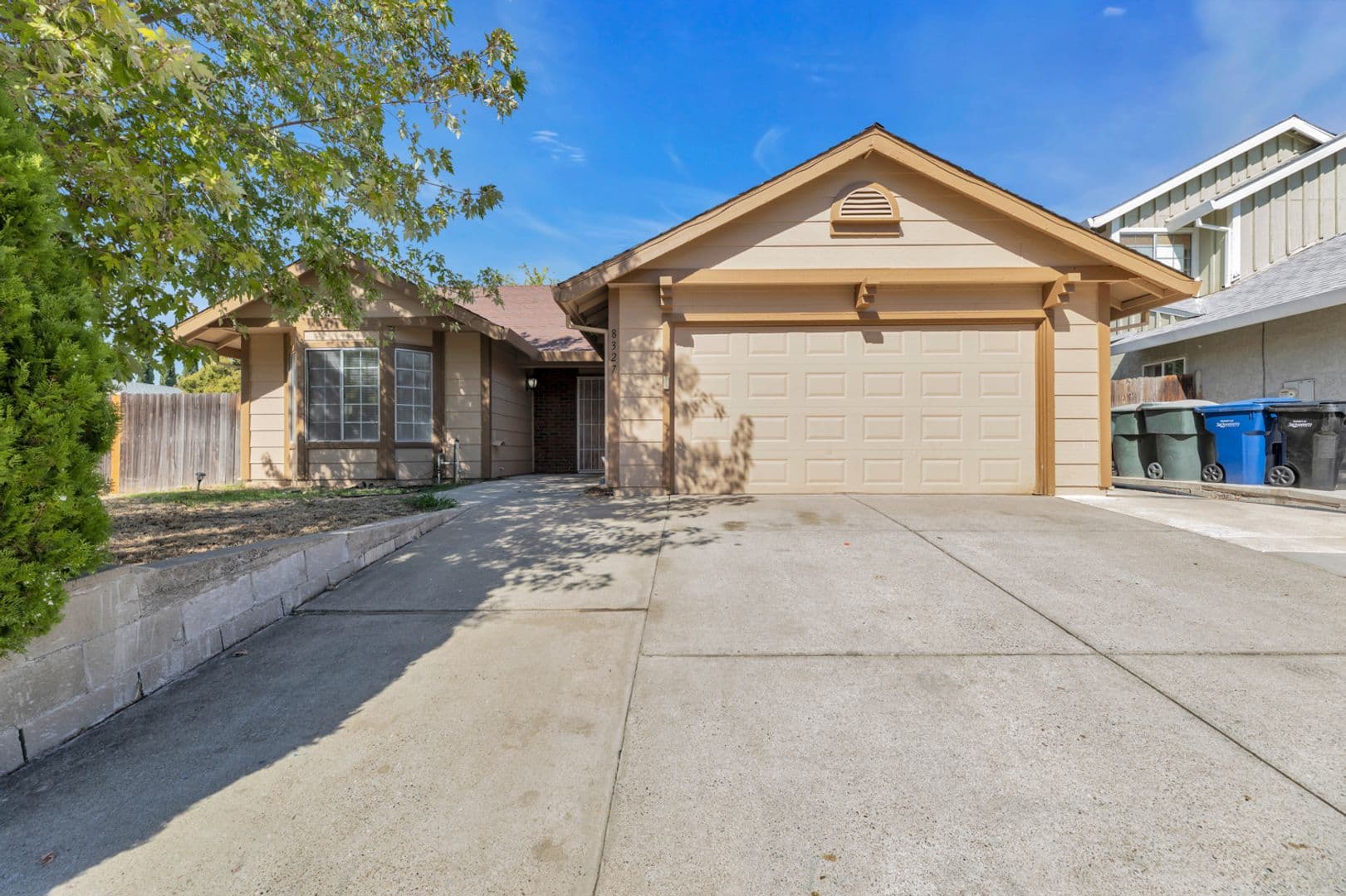 8327 Trimmer Way 1 of 38