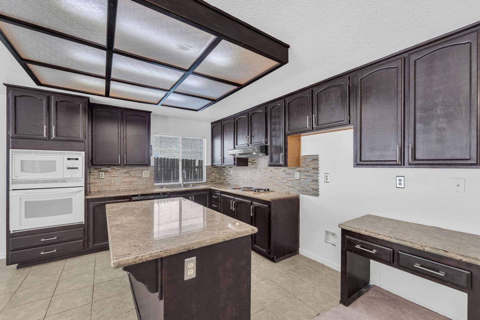 8327 Trimmer Way 29 of 38