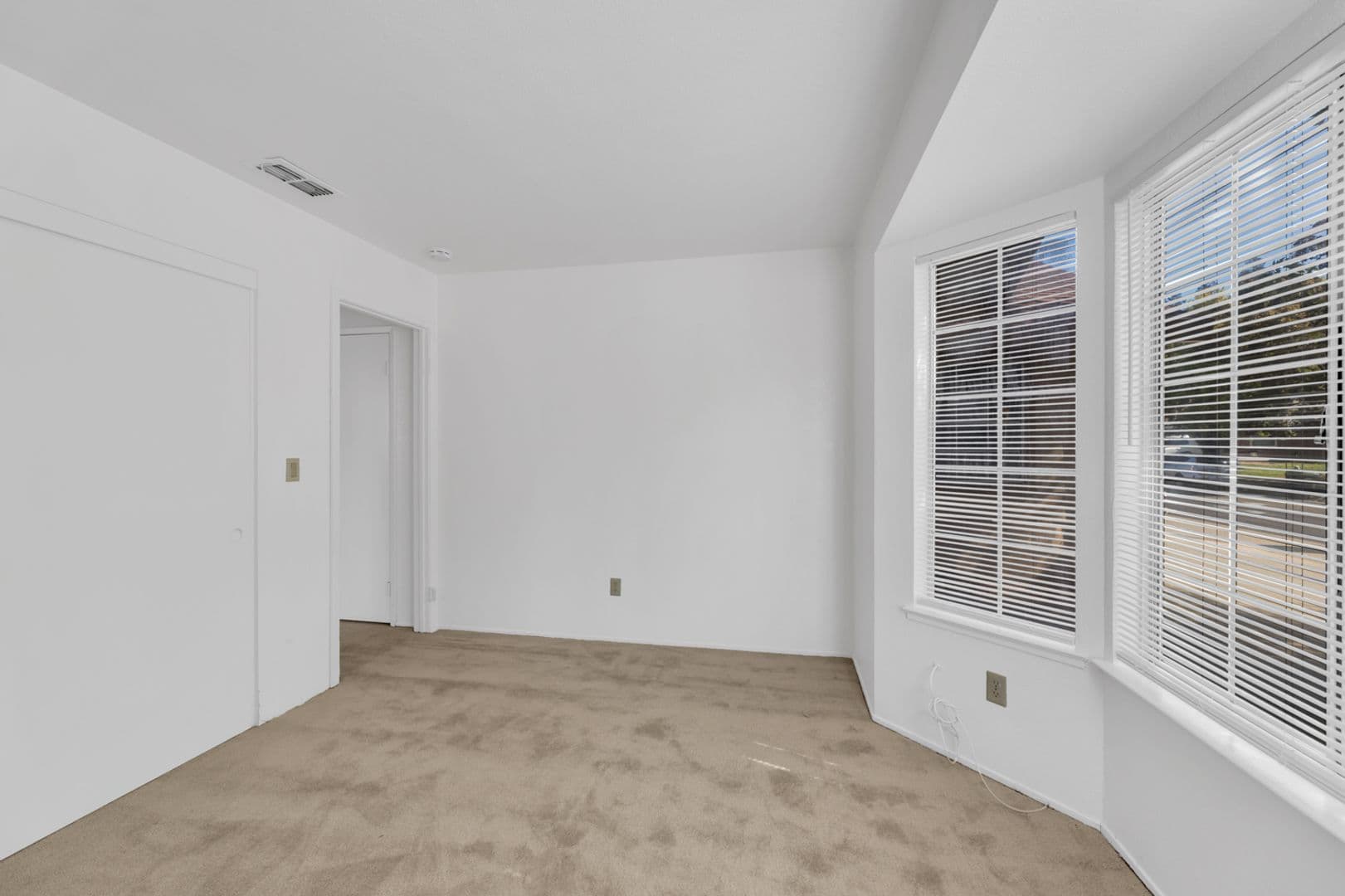 8327 Trimmer Way 19 of 38