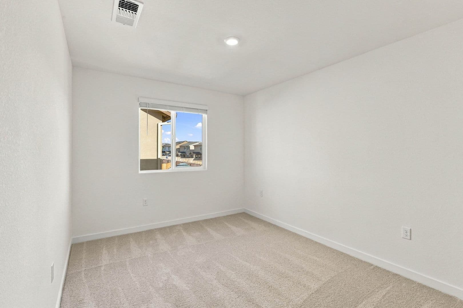 12608 Hereford Avenue 32 of 48