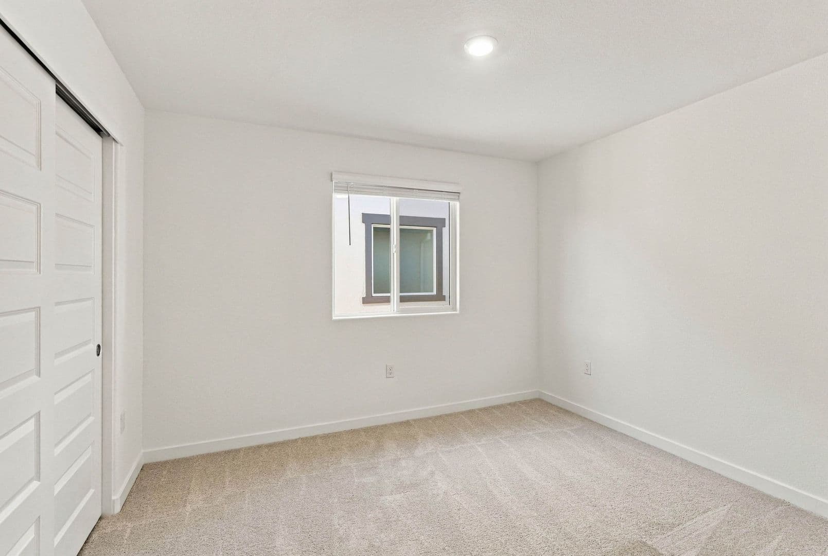 12608 Hereford Avenue 27 of 48