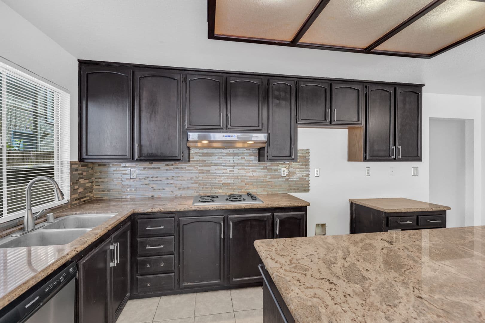 8327 Trimmer Way 34 of 38