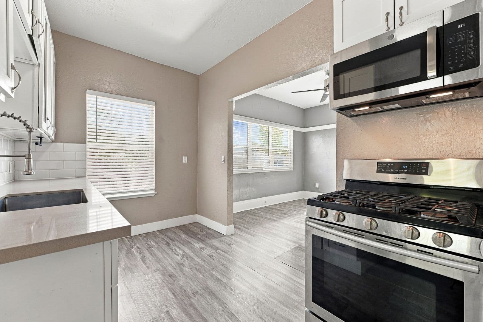 2982 26th Ave 13 of 36
