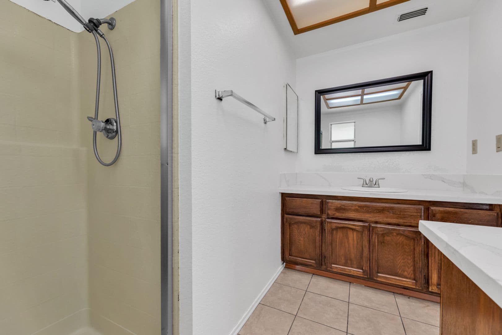 8327 Trimmer Way 15 of 38
