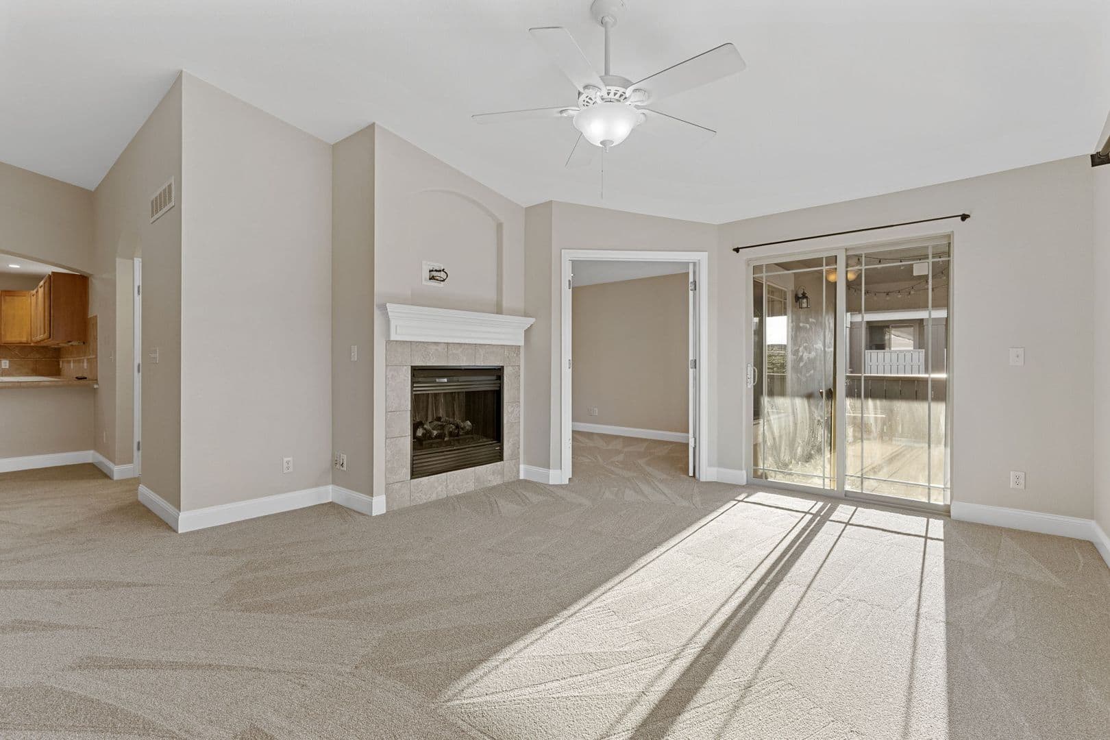 16687 Las Ramblas Lane 10 of 29