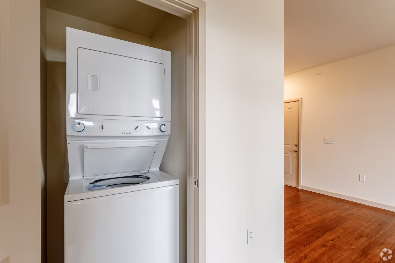 CRISMAN APARTMENTS 2 of 10