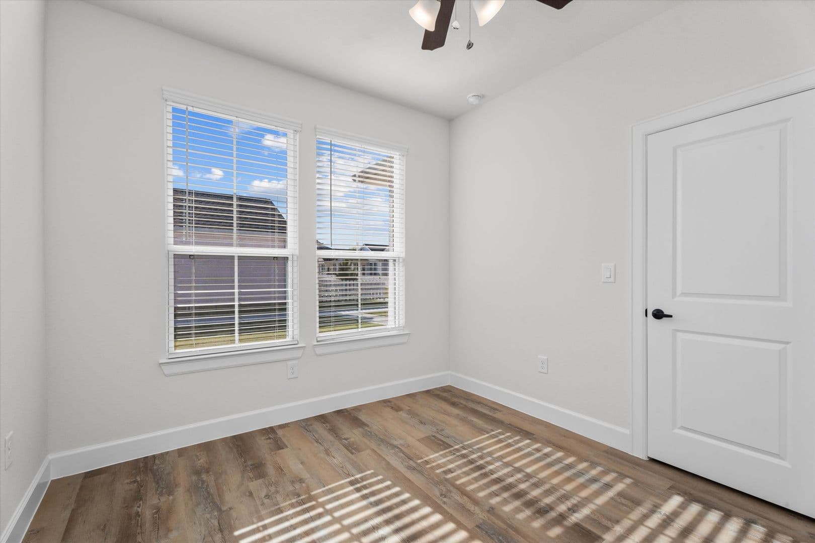 The Cottage Green Baytown 20 of 27