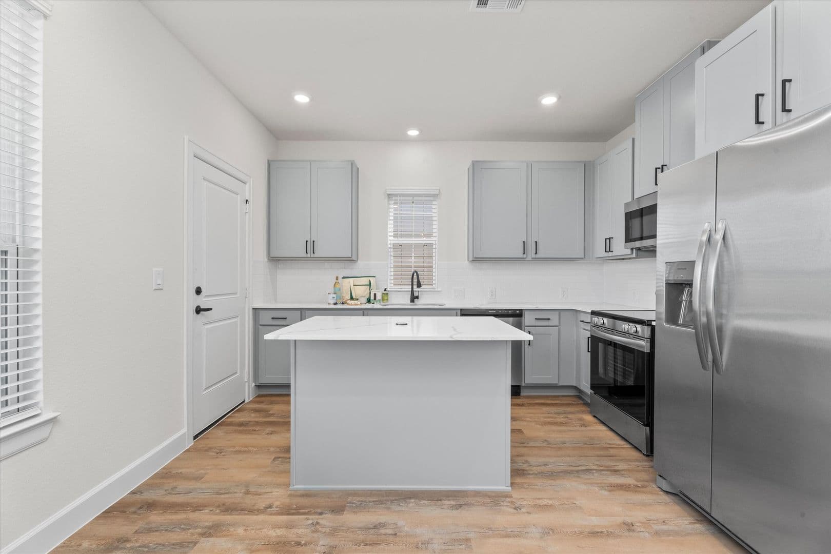 The Cottage Green Baytown 11 of 27