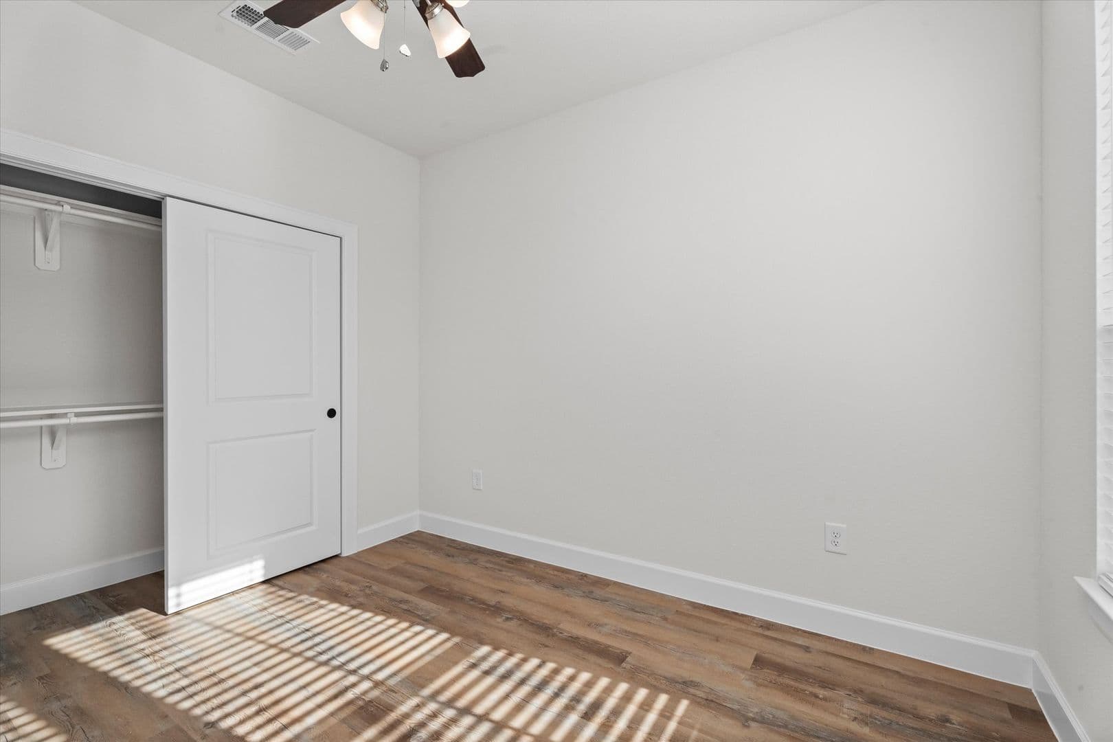 The Cottage Green Baytown 22 of 27