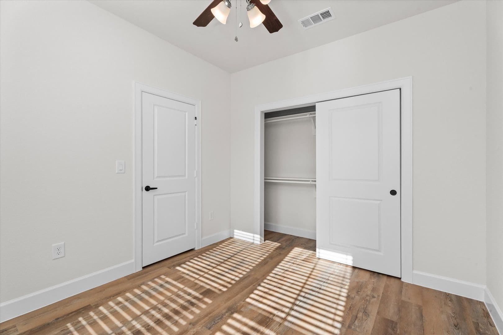 The Cottage Green Baytown 21 of 27
