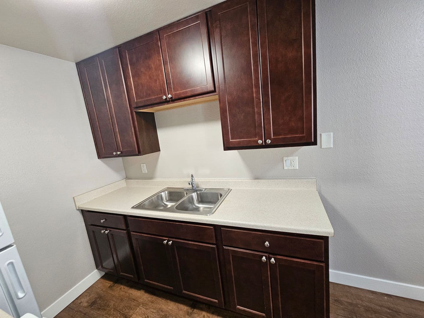 Del Mar Court Apartments 13 of 13