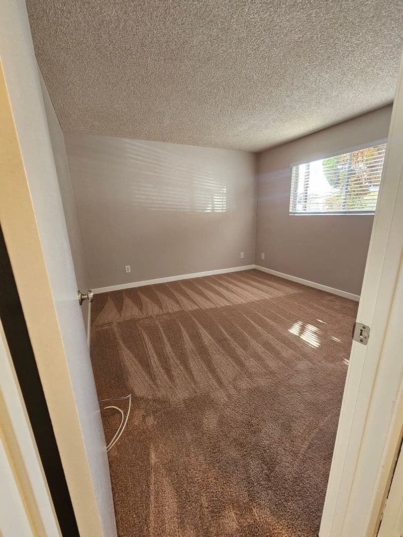 Del Mar Court Apartments 5 of 13