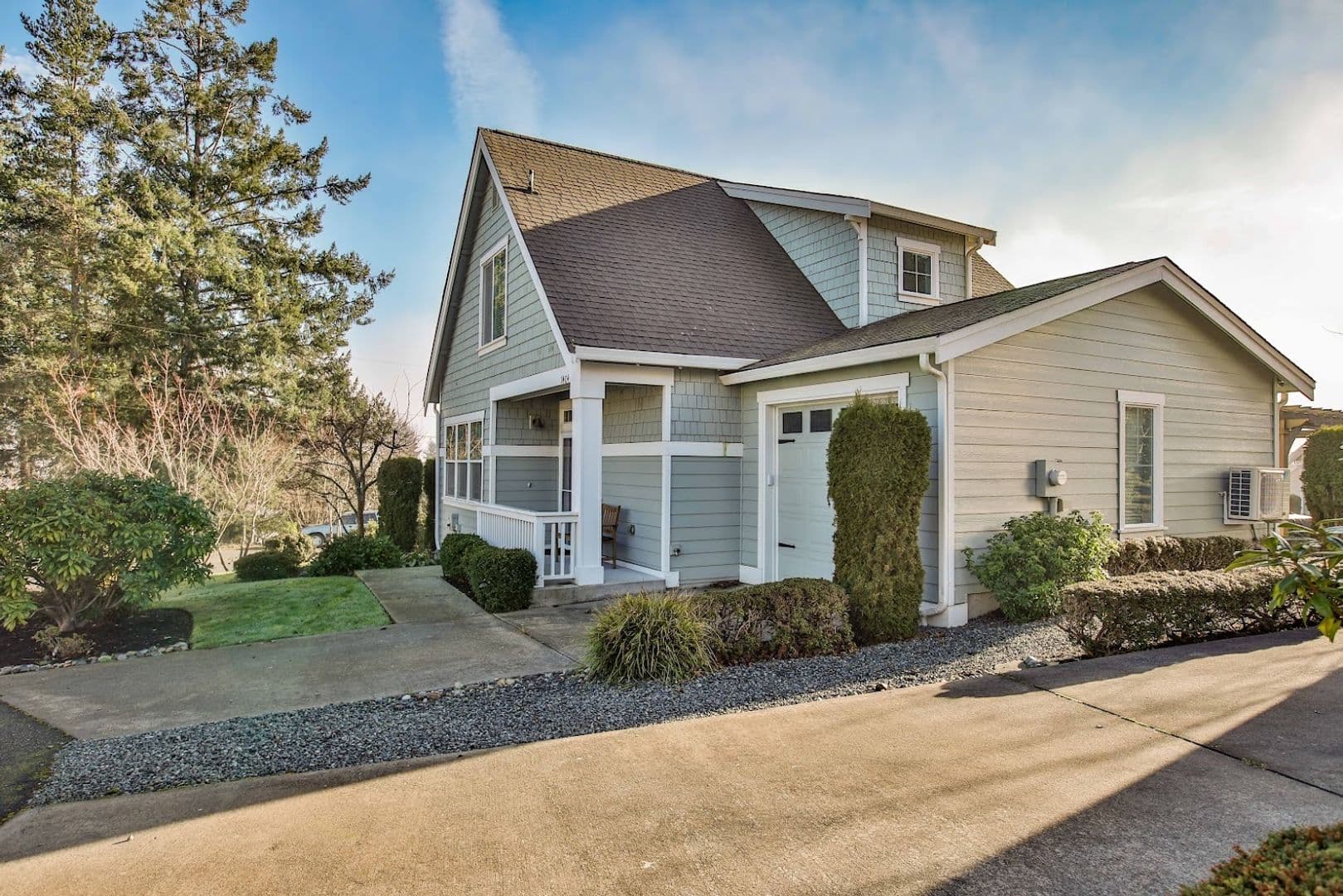1404 Portside Court 3 of 31